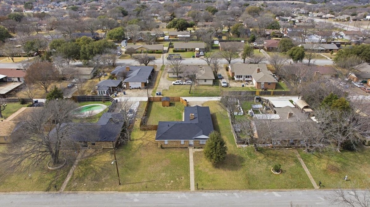 121 Hillside Lane Desoto TX 75115