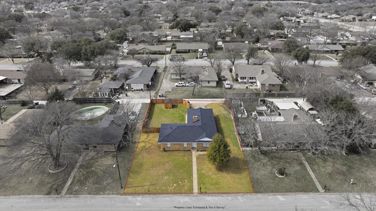 121 Hillside Lane Desoto TX 75115