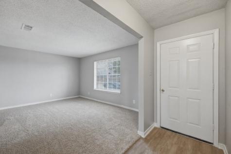 121 Hillside Lane Desoto TX 75115