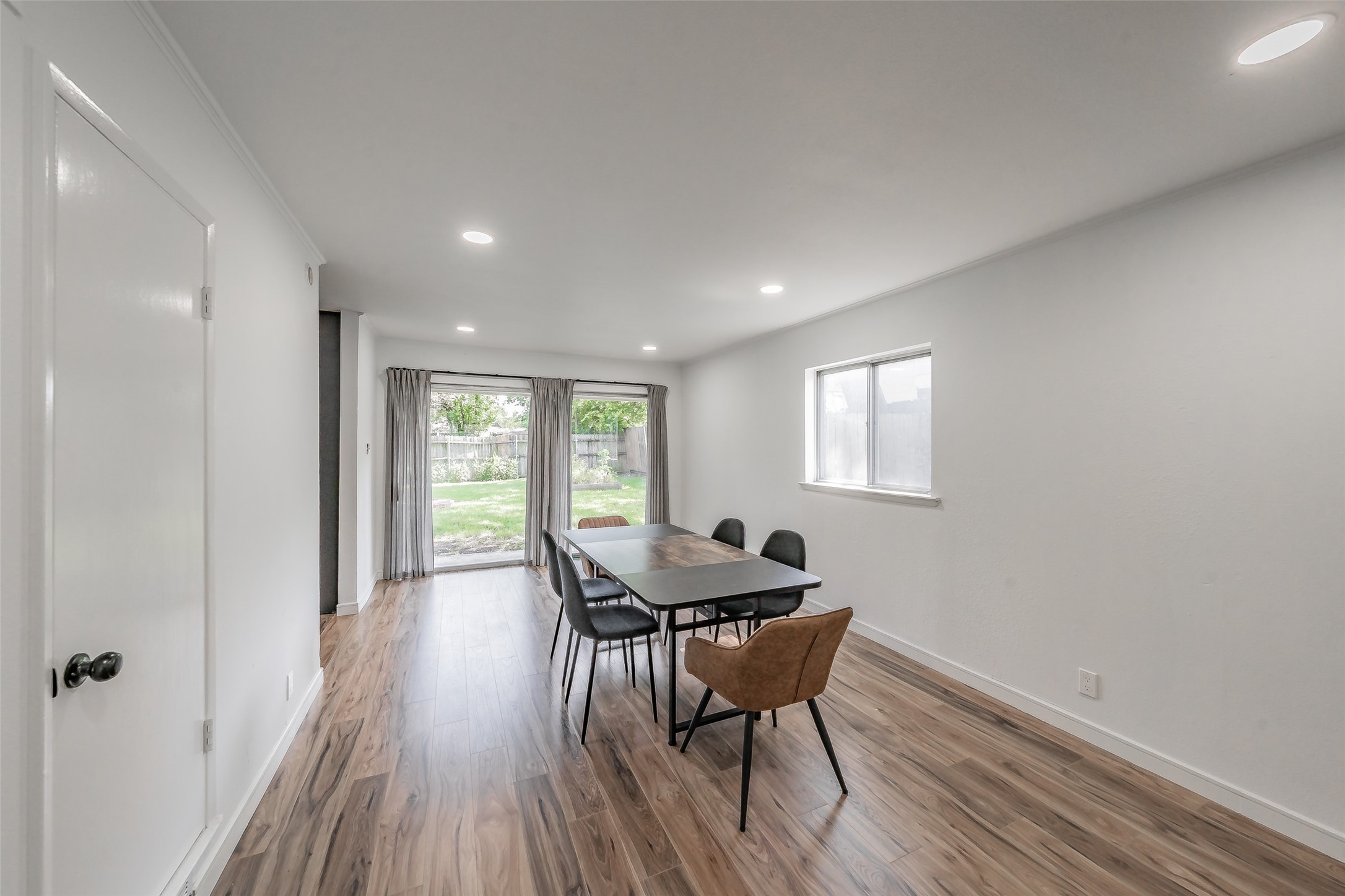 3214 Ridgeview Circle Irving TX 75062