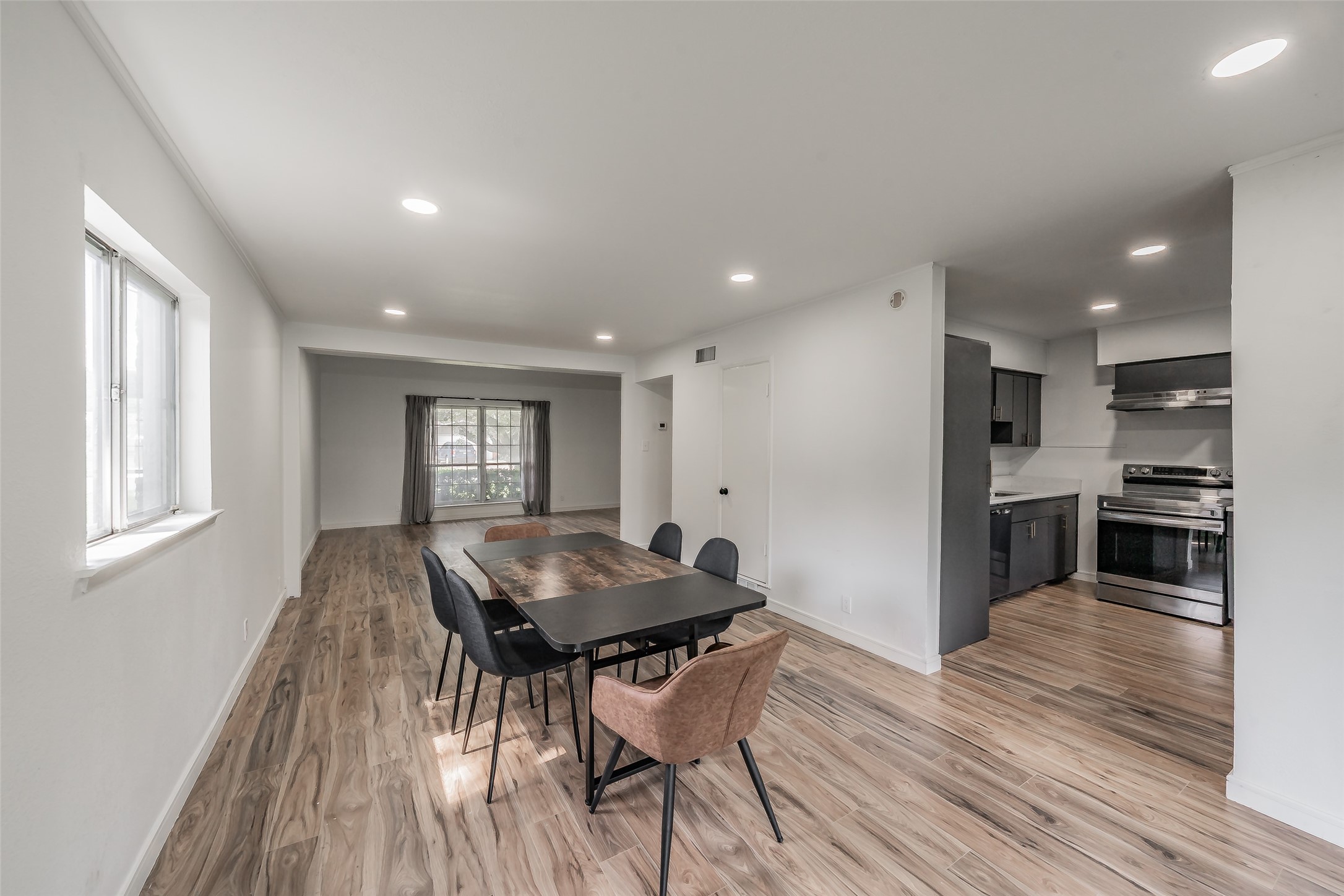 3214 Ridgeview Circle Irving TX 75062