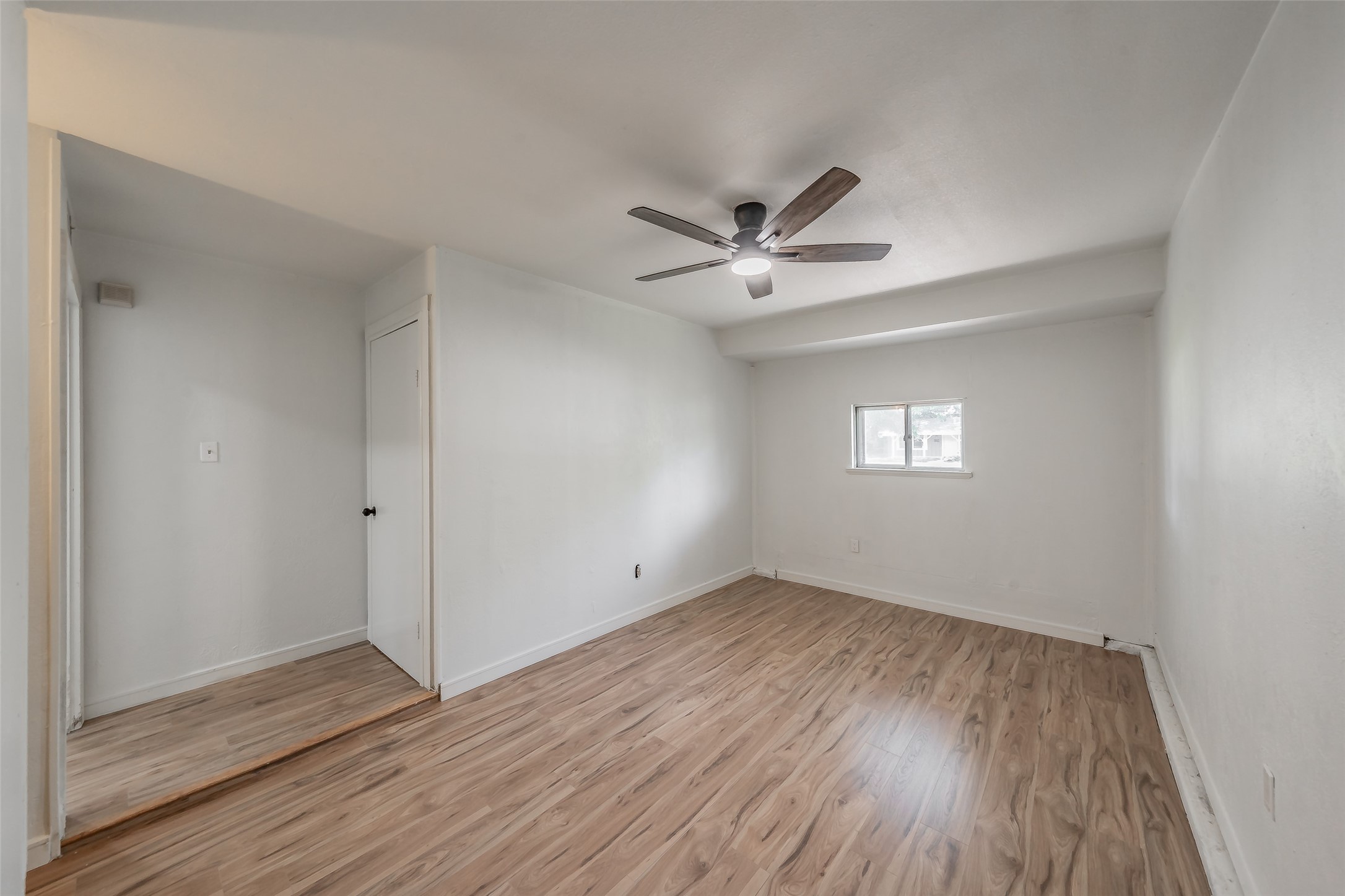 3214 Ridgeview Circle Irving TX 75062
