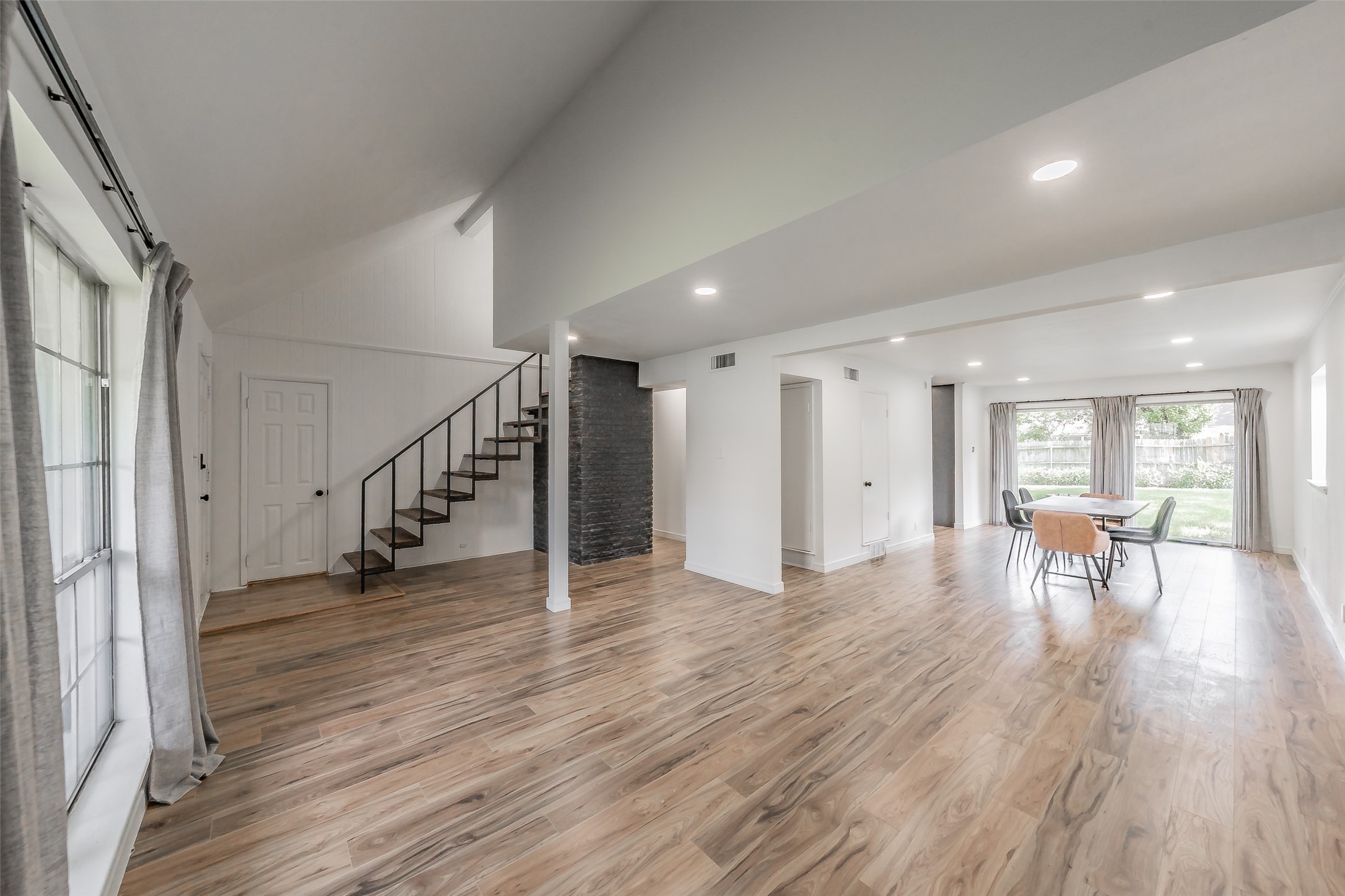 3214 Ridgeview Circle Irving TX 75062