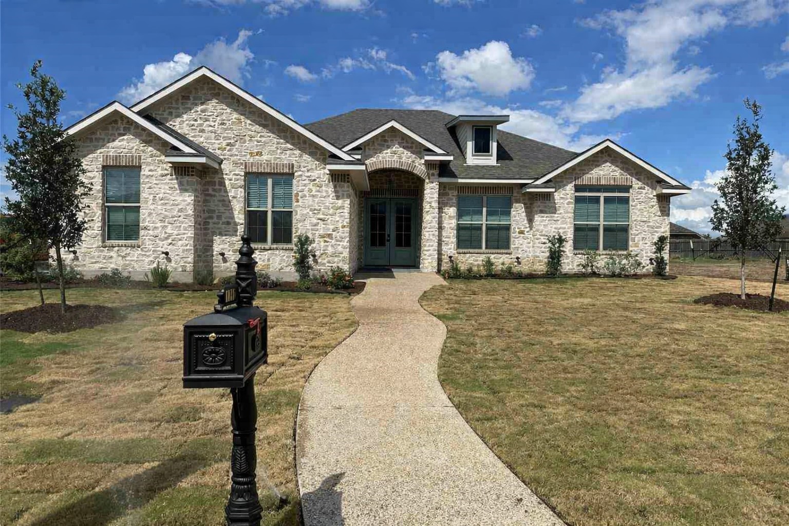 1033 Queen Elizabeth Drive Waco TX 76657