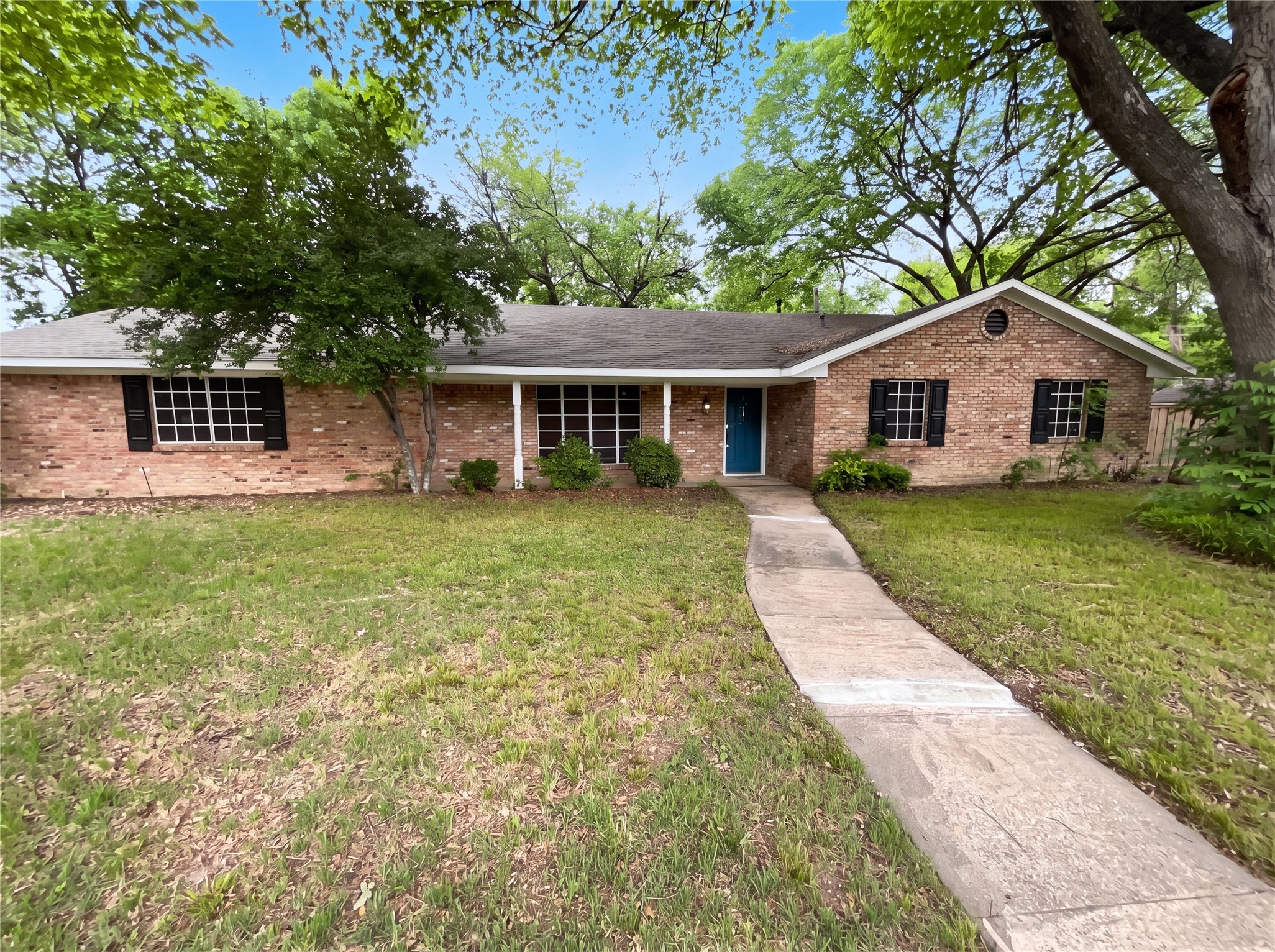 2017 Greenbriar Lane Plano TX 75074