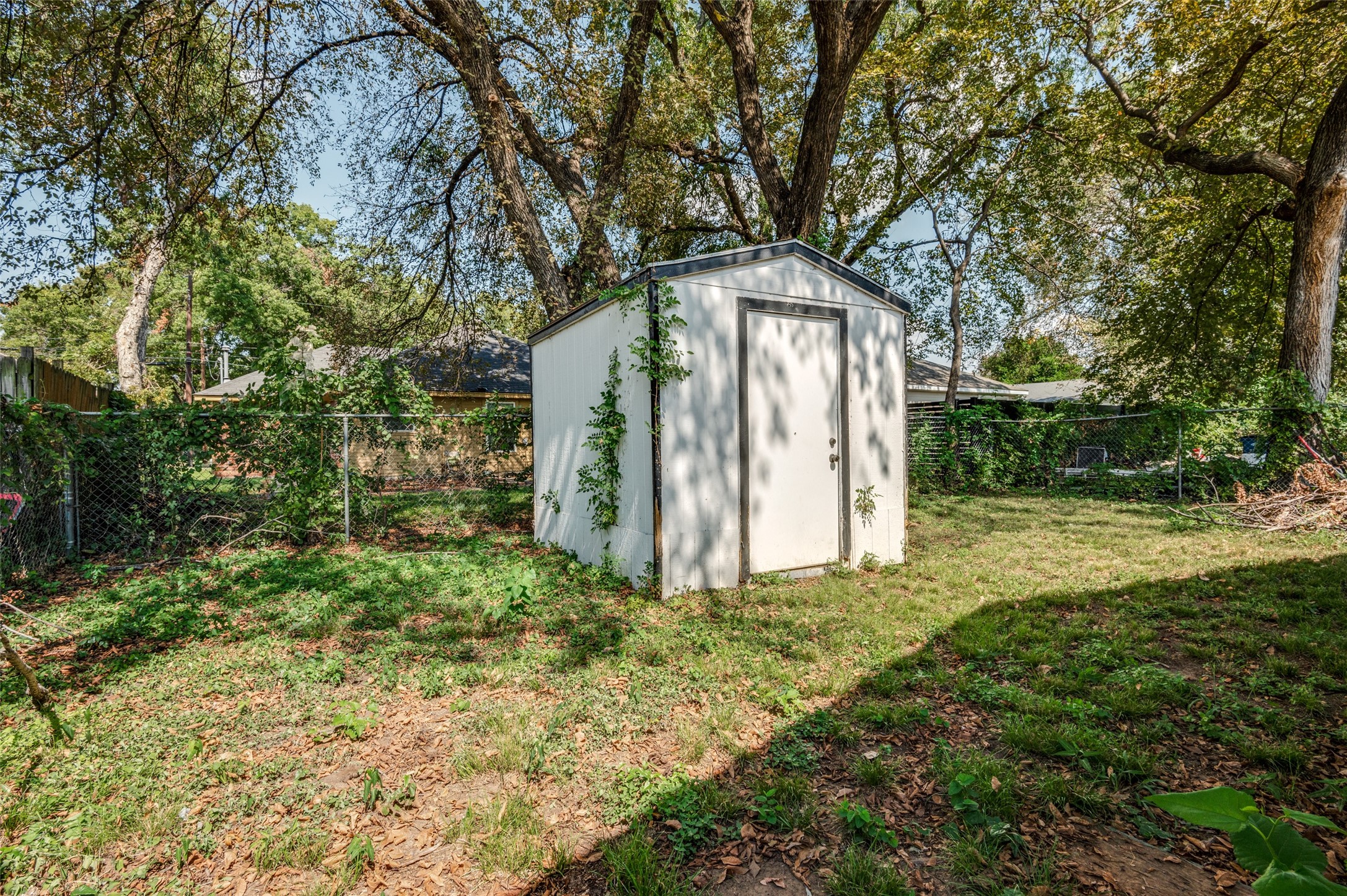 2535 Ghent Street Dallas TX 75215