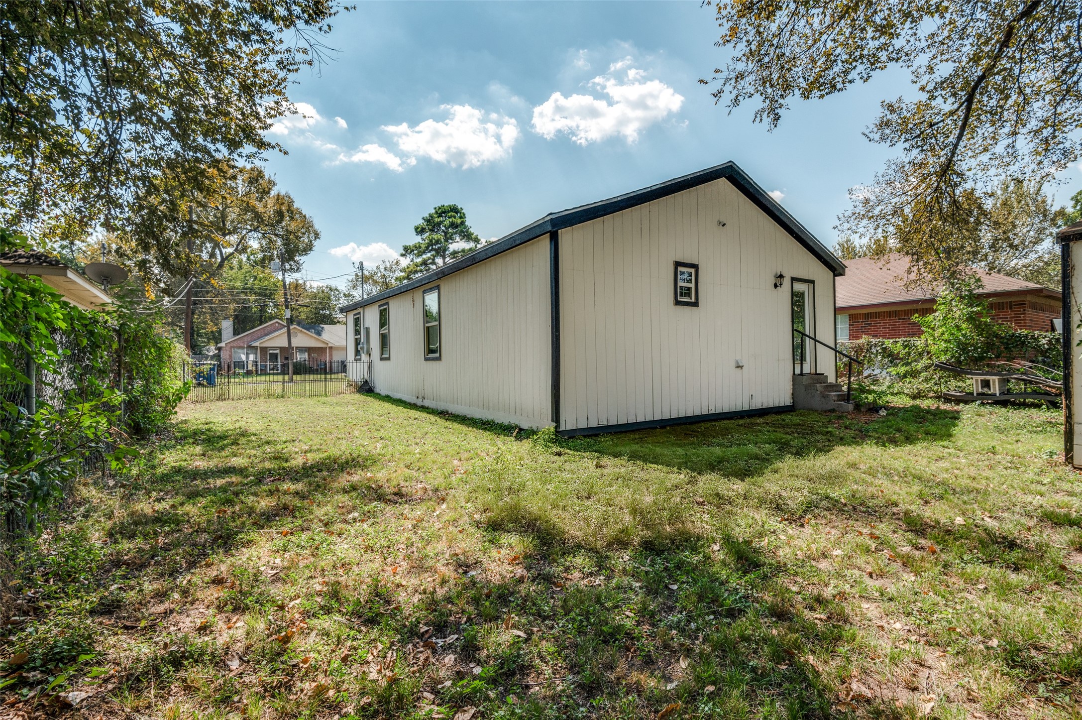 2535 Ghent Street Dallas TX 75215