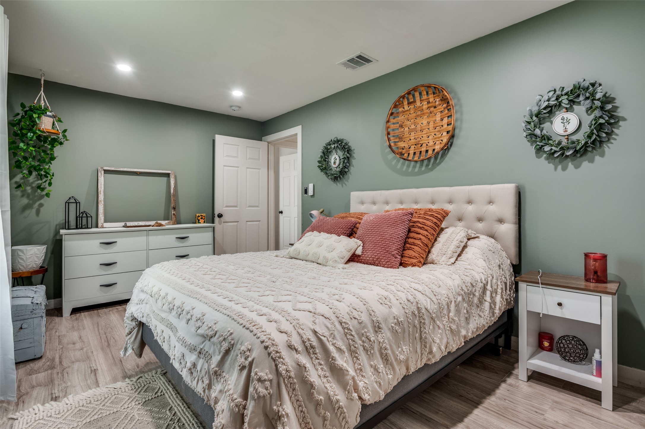 2535 Ghent Street Dallas TX 75215