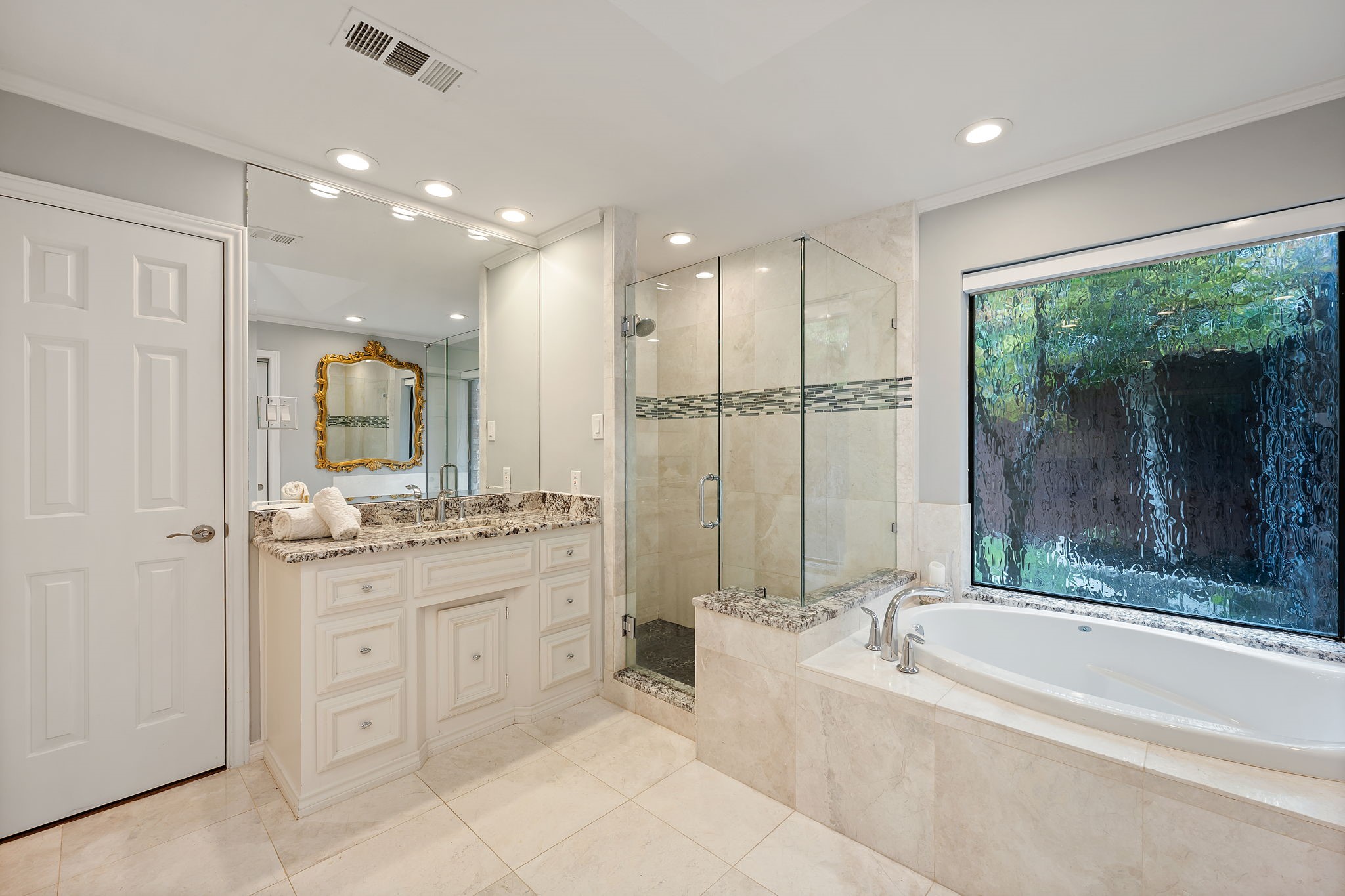 5800 Gallant Fox Lane Plano TX 75093