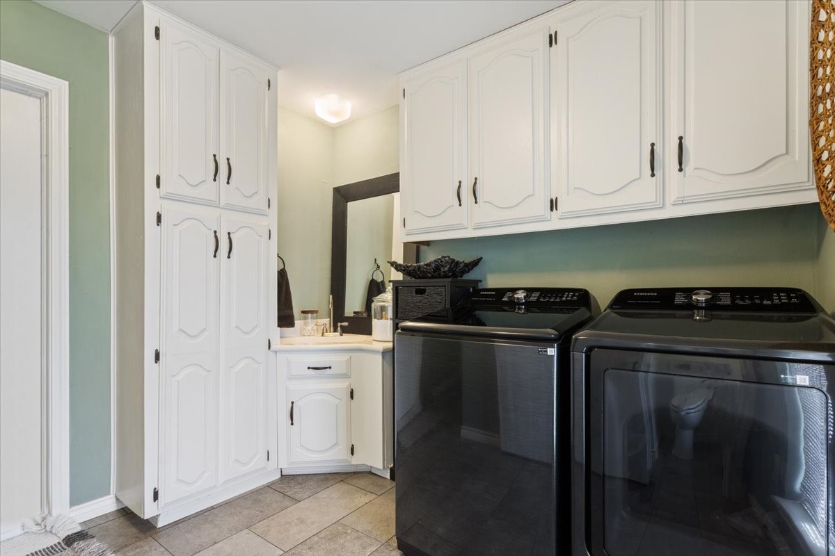1033 Wedgewood Drive Woodway TX 76712