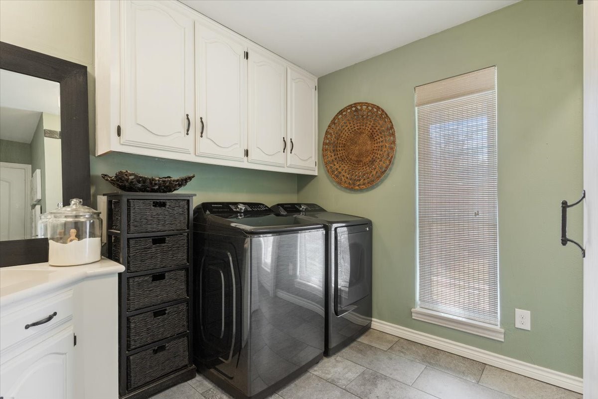1033 Wedgewood Drive Woodway TX 76712