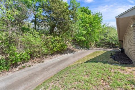 1033 Wedgewood Drive Woodway TX 76712