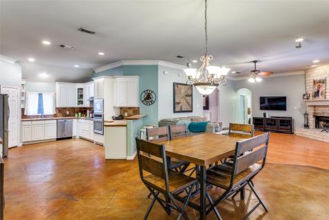 217 Woodbine Drive Burleson TX 76028