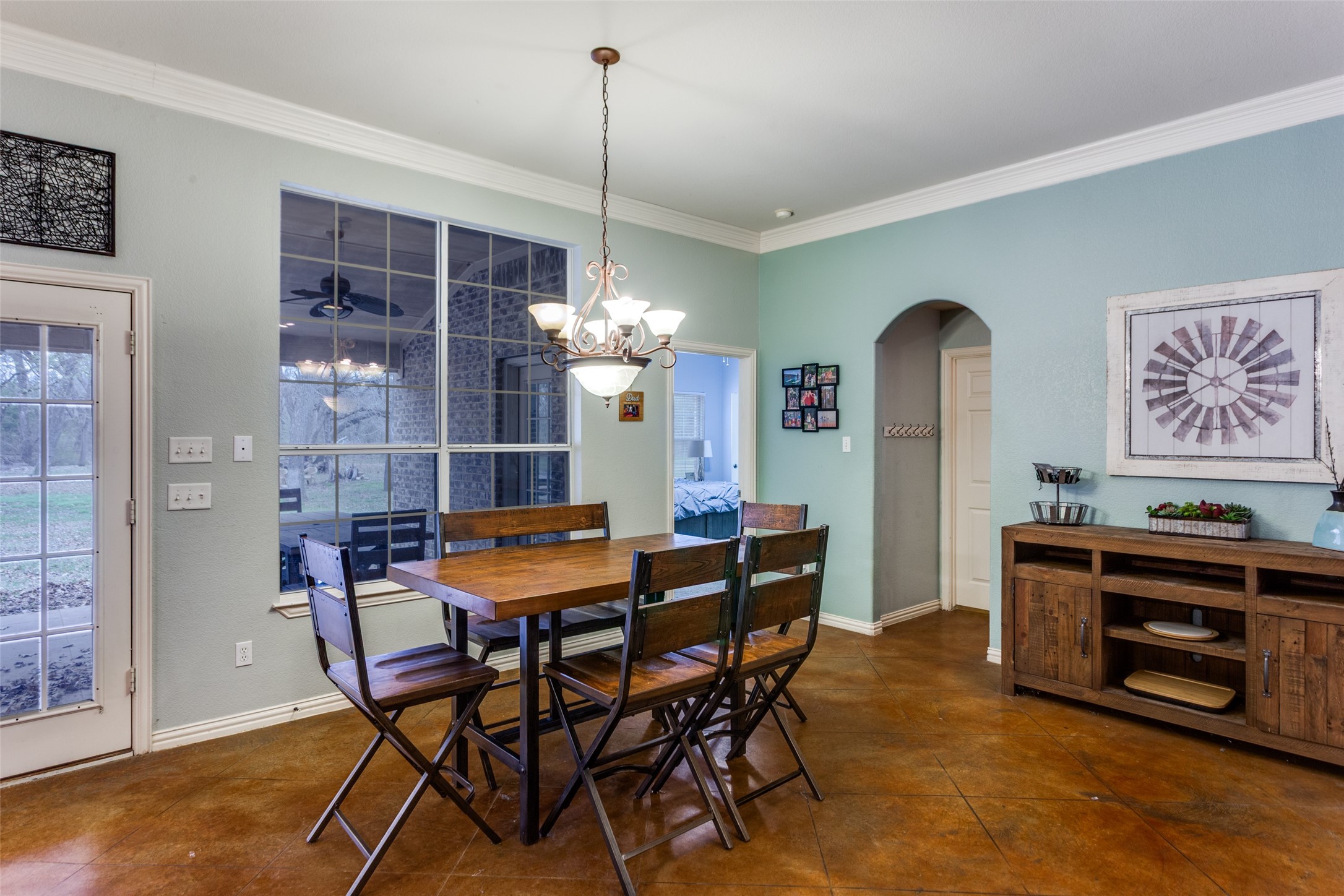 217 Woodbine Drive Burleson TX 76028