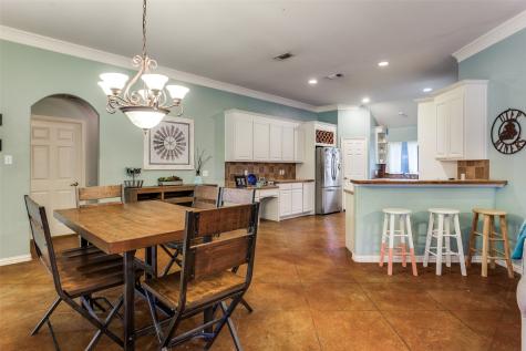 217 Woodbine Drive Burleson TX 76028
