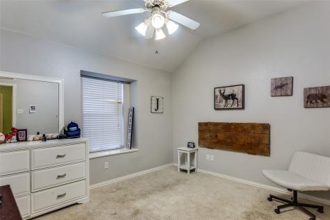 217 Woodbine Drive Burleson TX 76028