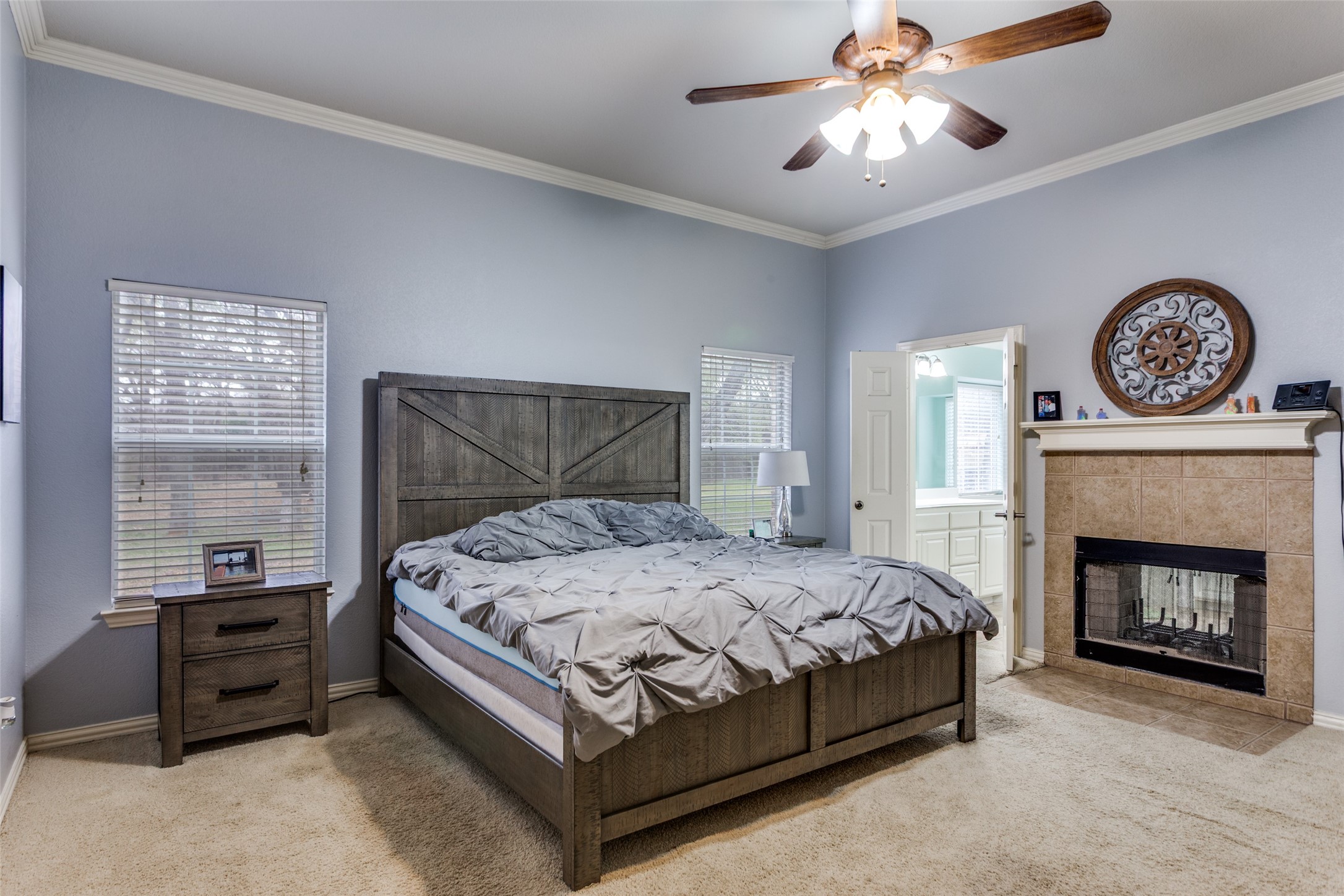 217 Woodbine Drive Burleson TX 76028