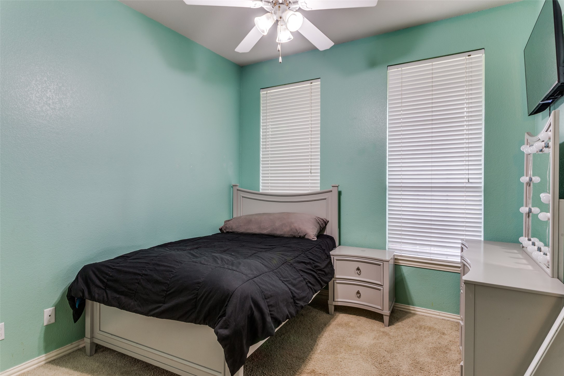 217 Woodbine Drive Burleson TX 76028