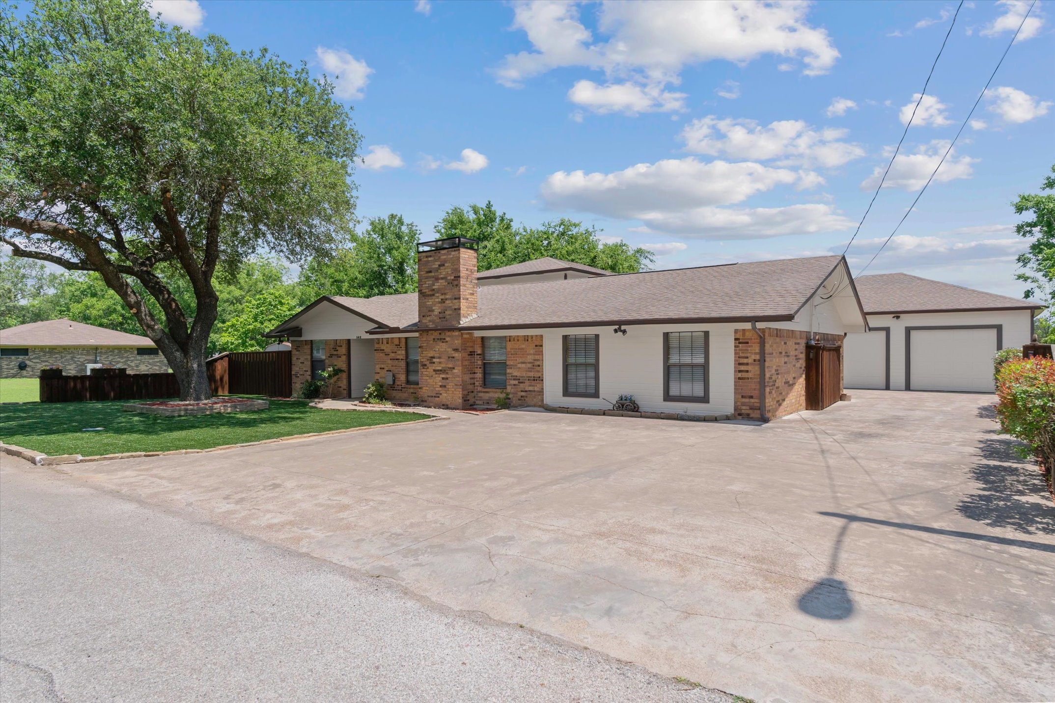 302 Erwin Street Edgewood TX 75117