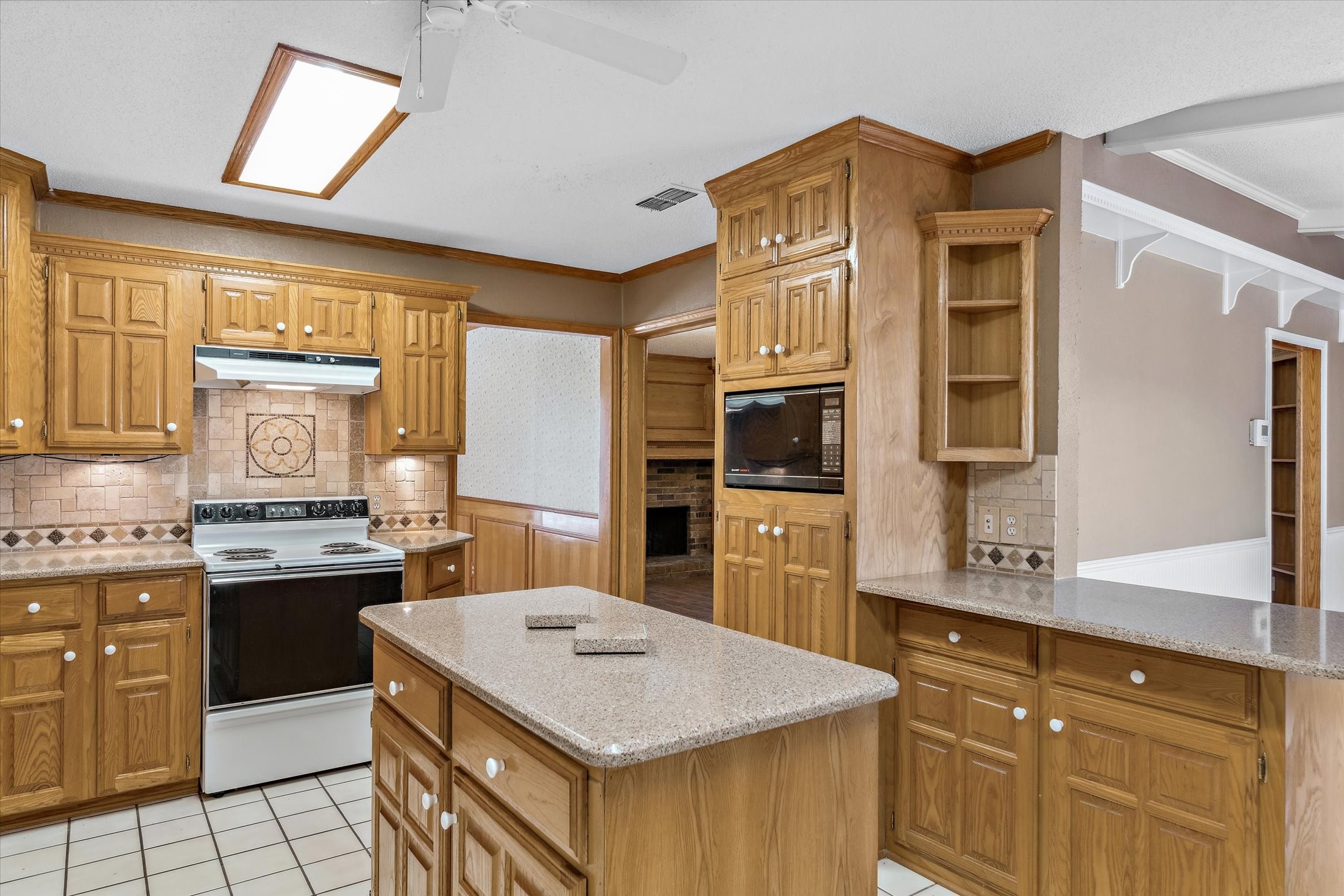 302 Erwin Street Edgewood TX 75117