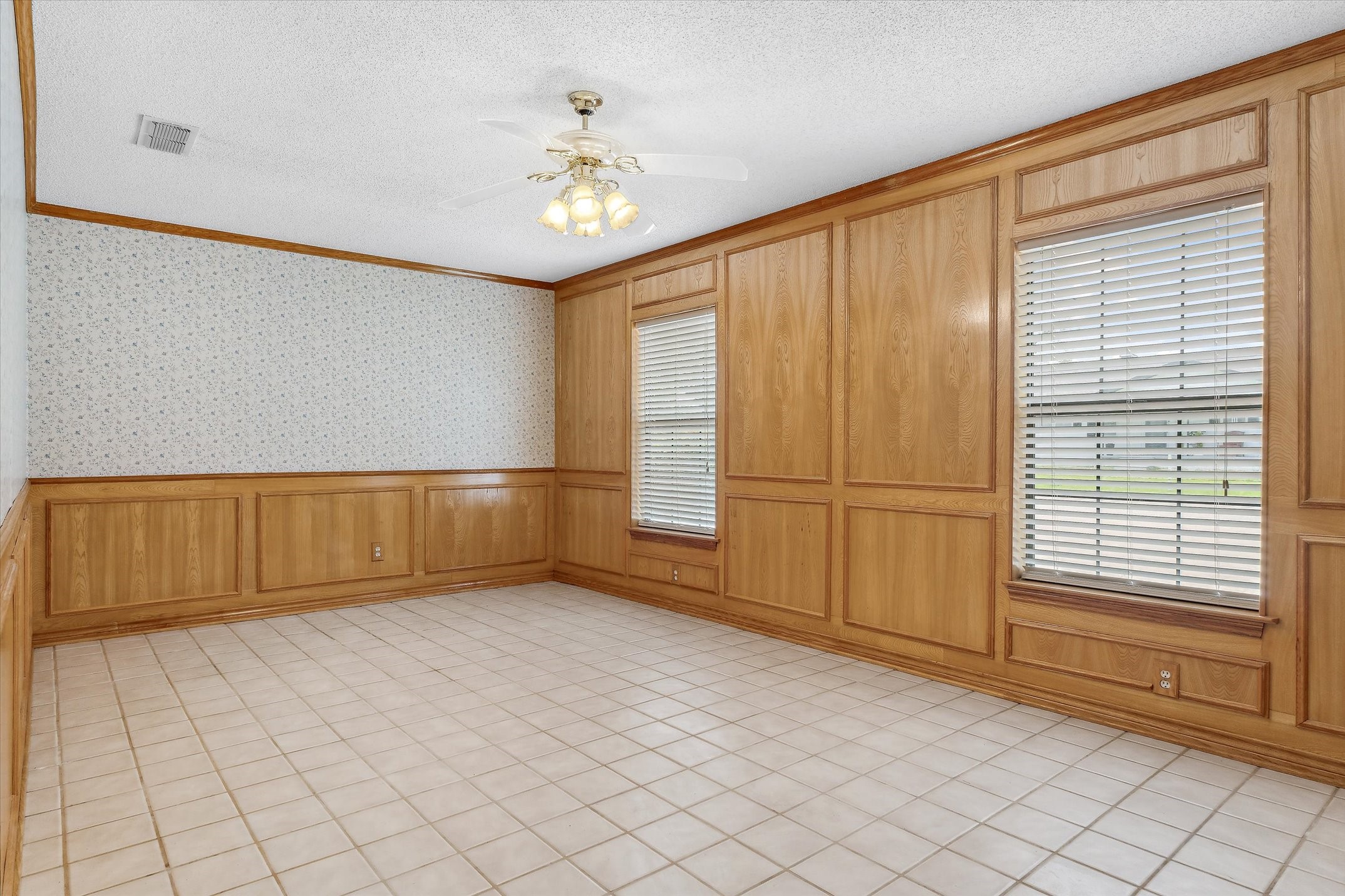 302 Erwin Street Edgewood TX 75117