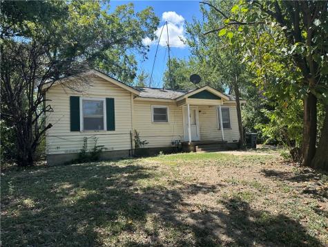 1629 S 29th Street Waco TX 76711