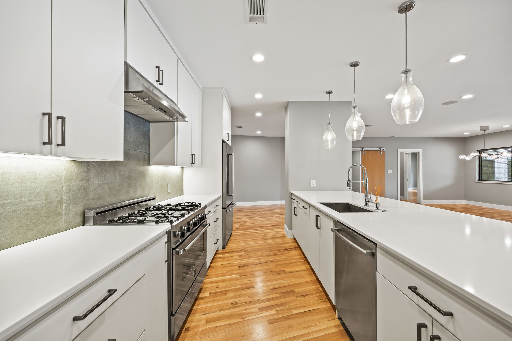 3866 Lively Lane Dallas TX 75220