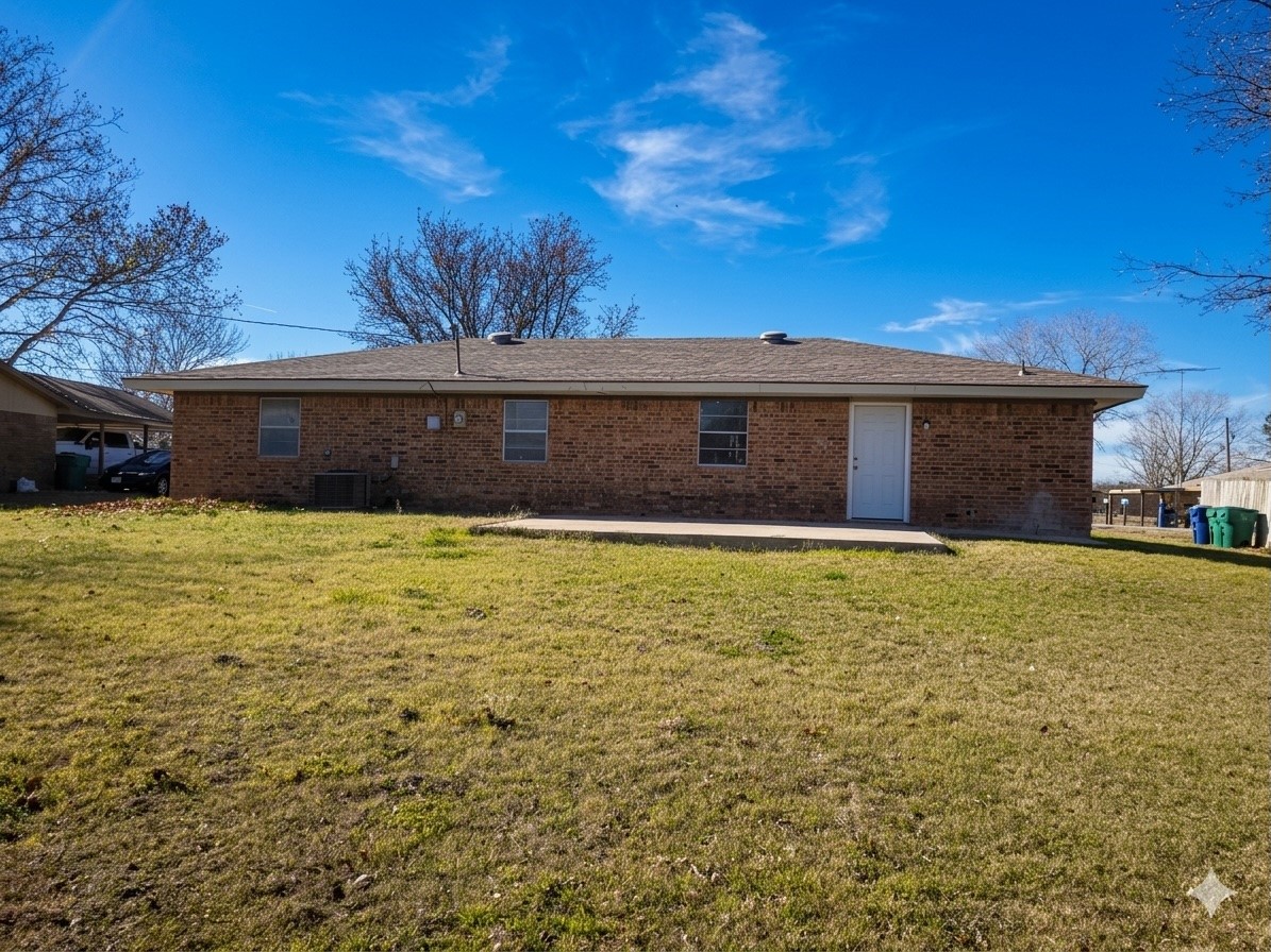 305 Sierra Vista Drive Chico TX 76431