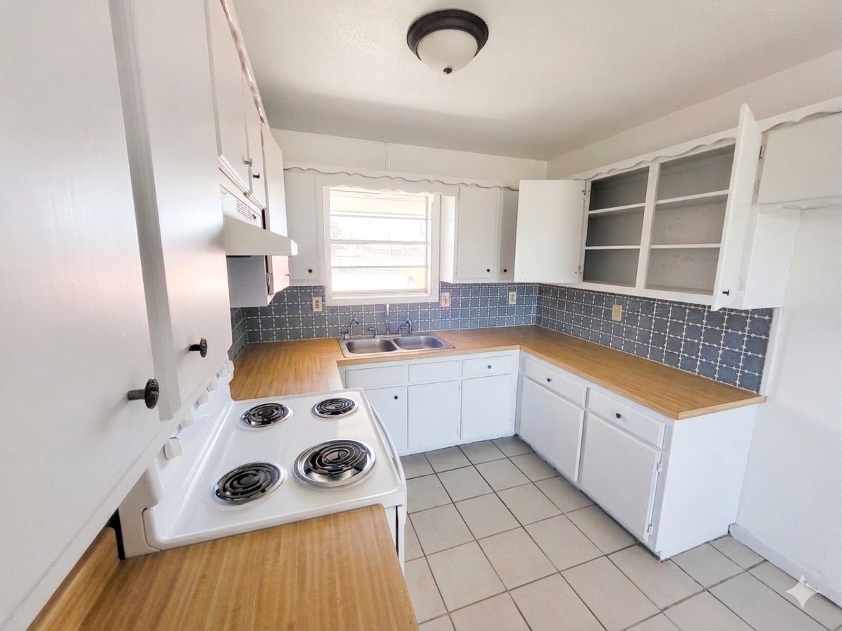 305 Sierra Vista Drive Chico TX 76431