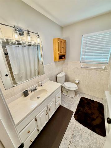 1005 Balboa Street Denison TX 75020