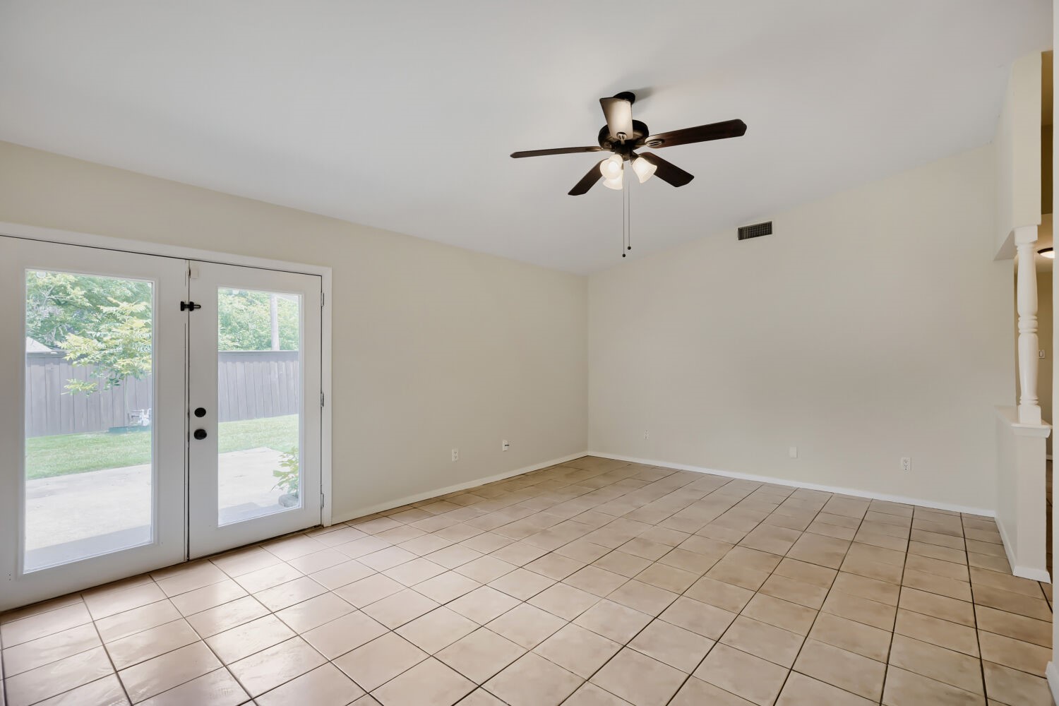 2307 Fyke Road Carrollton TX 75006