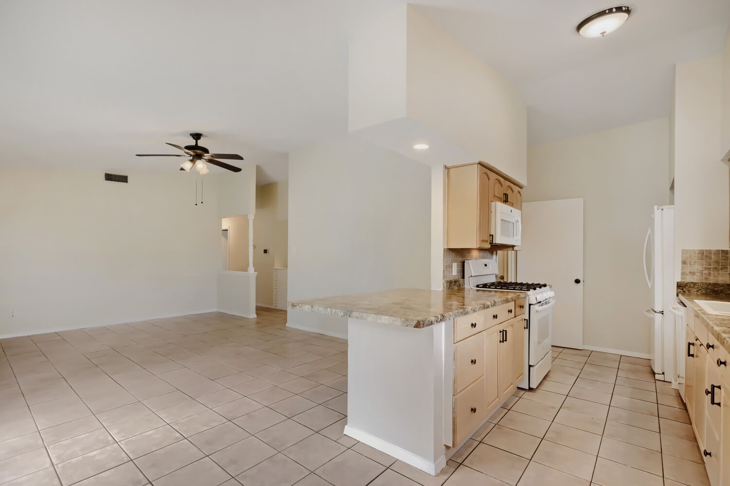 2307 Fyke Road Carrollton TX 75006
