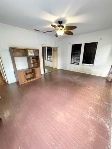 1320 Park Street Greenville TX 75401