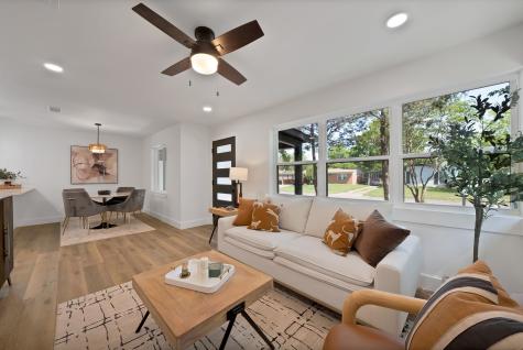 2926 Hillglenn Road Dallas TX 75228