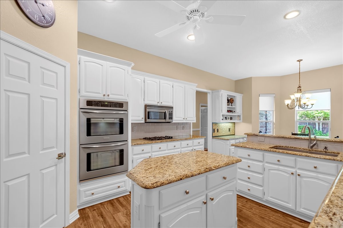 6012 Crestside Drive Flower Mound TX 75028