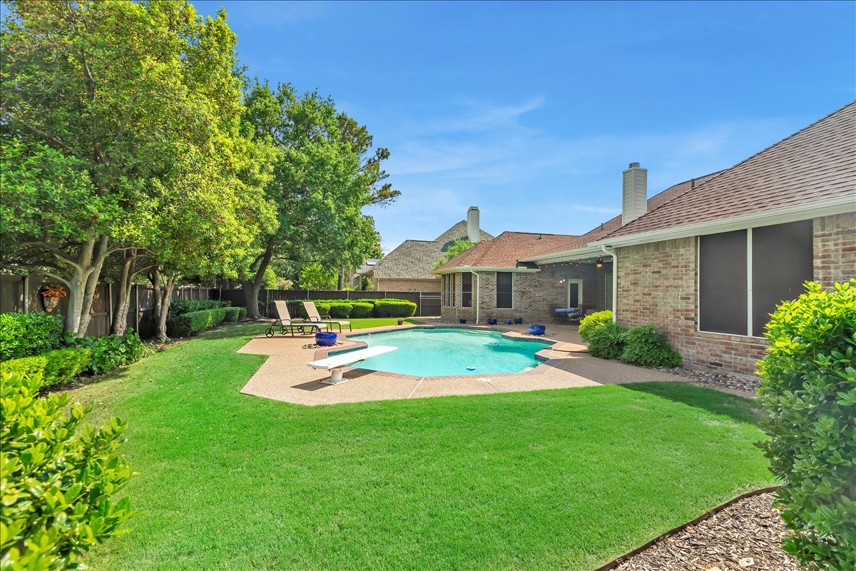 6012 Crestside Drive Flower Mound TX 75028