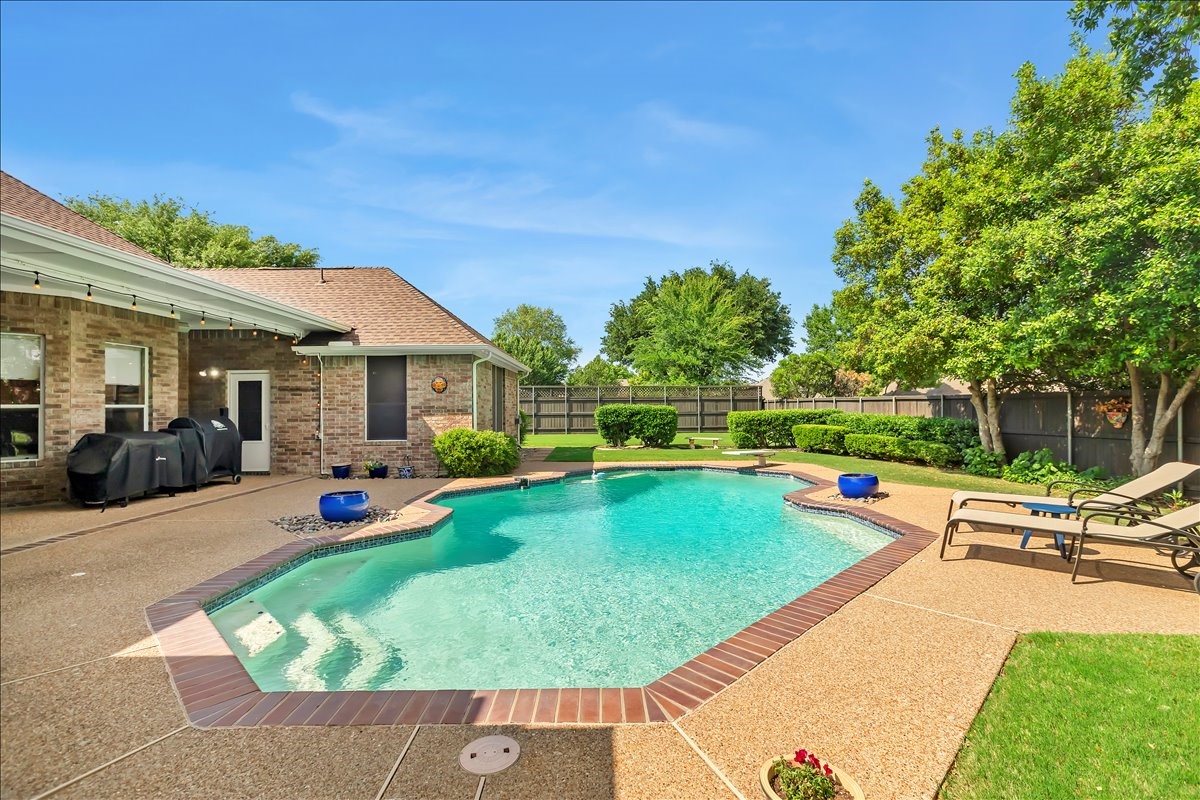 6012 Crestside Drive Flower Mound TX 75028