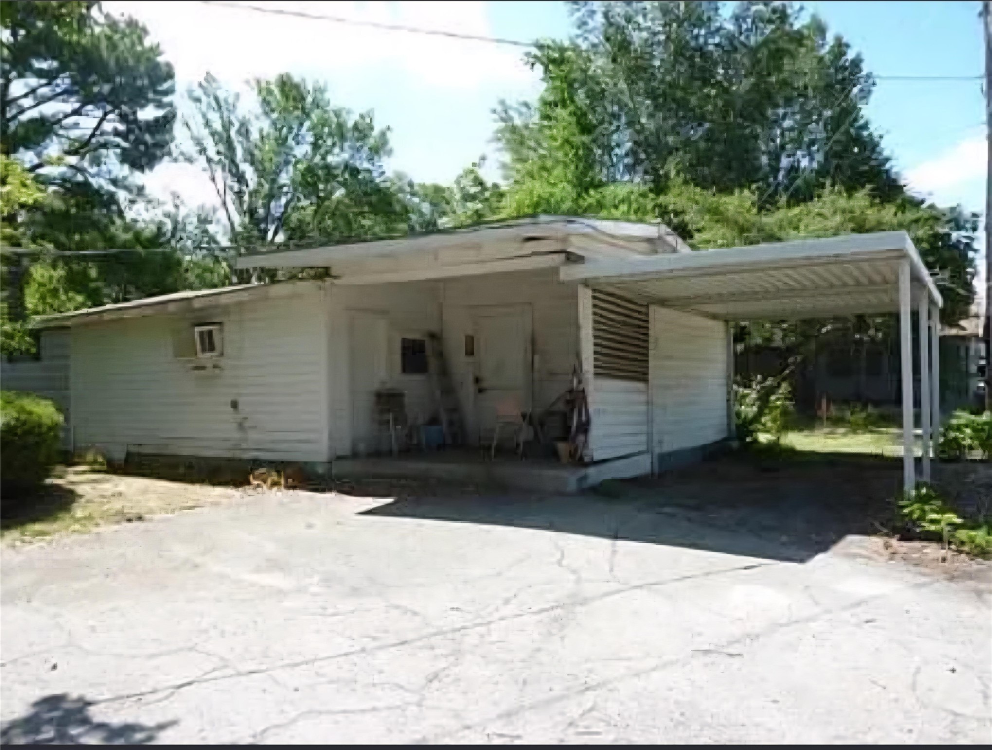 1000 E Titus Street Mexia TX 76667