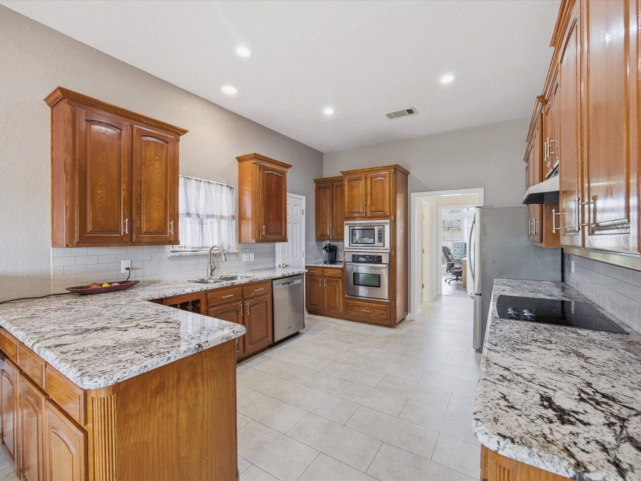 10106 Ravenswood Road Granbury TX 76049
