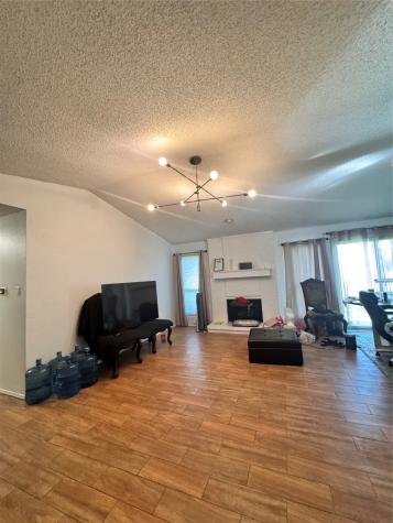 4203 Ravenhill Lane Arlington TX 76016