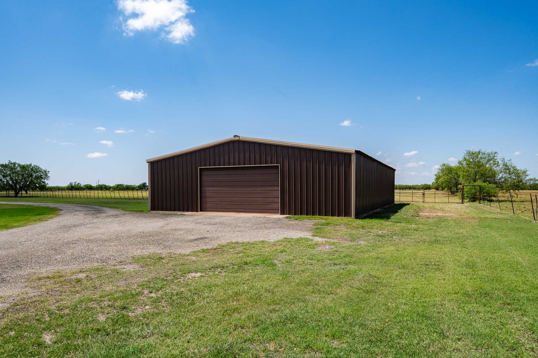 4946 County Road 410 Hawley TX 79525
