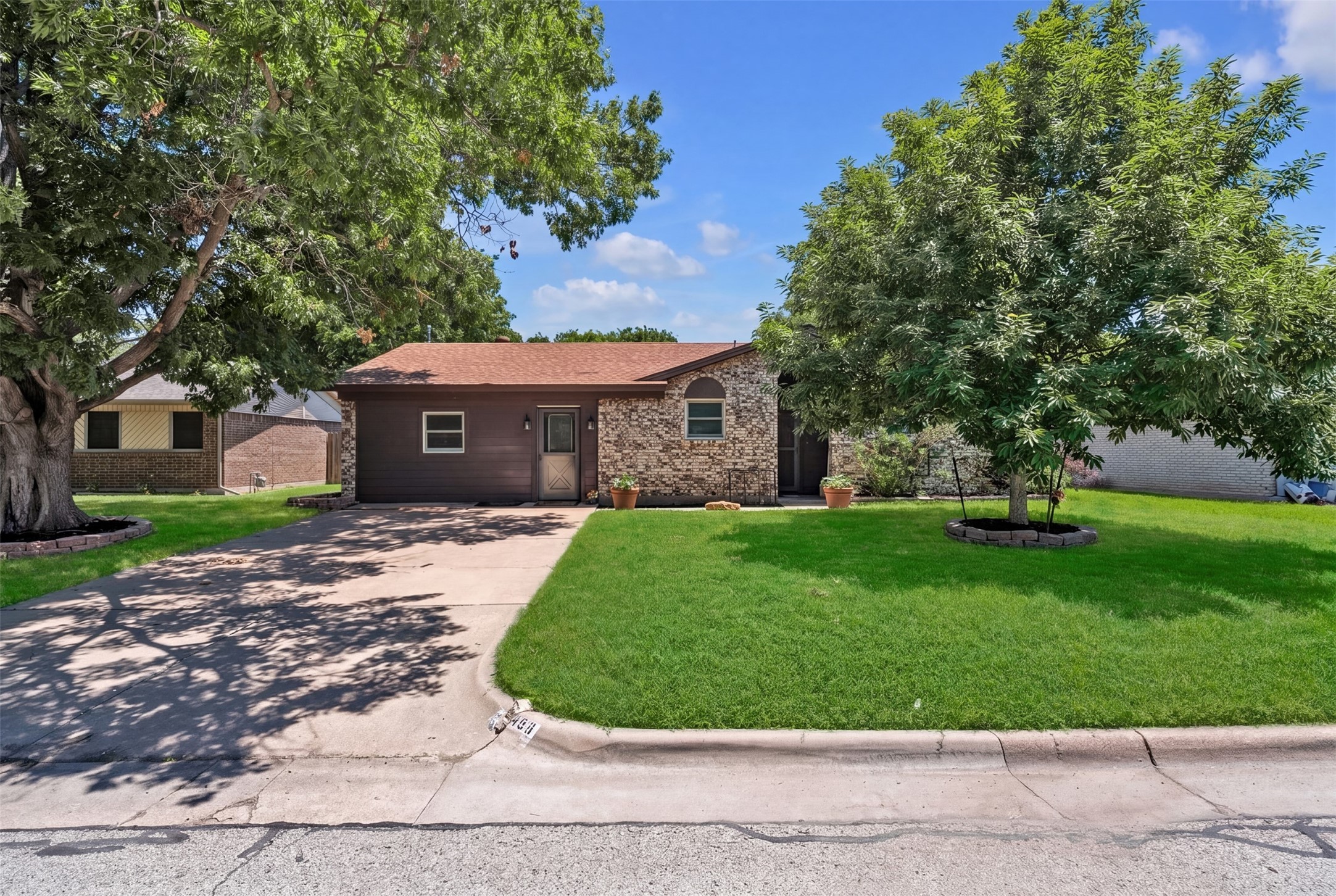 453 Irene Street Burleson TX 76028