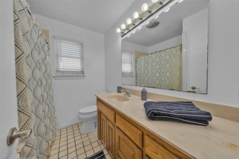 453 Irene Street Burleson TX 76028