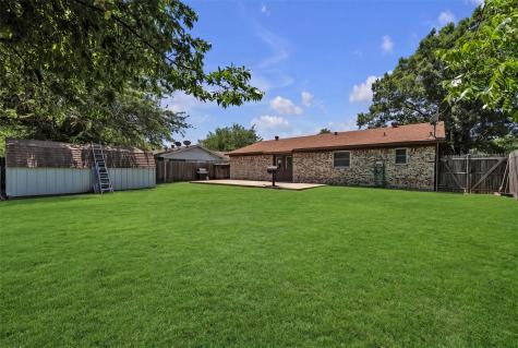 453 Irene Street Burleson TX 76028