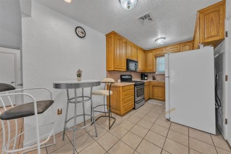 453 Irene Street Burleson TX 76028