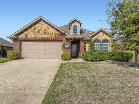 2189 Liriope Lane Waxahachie TX 75165