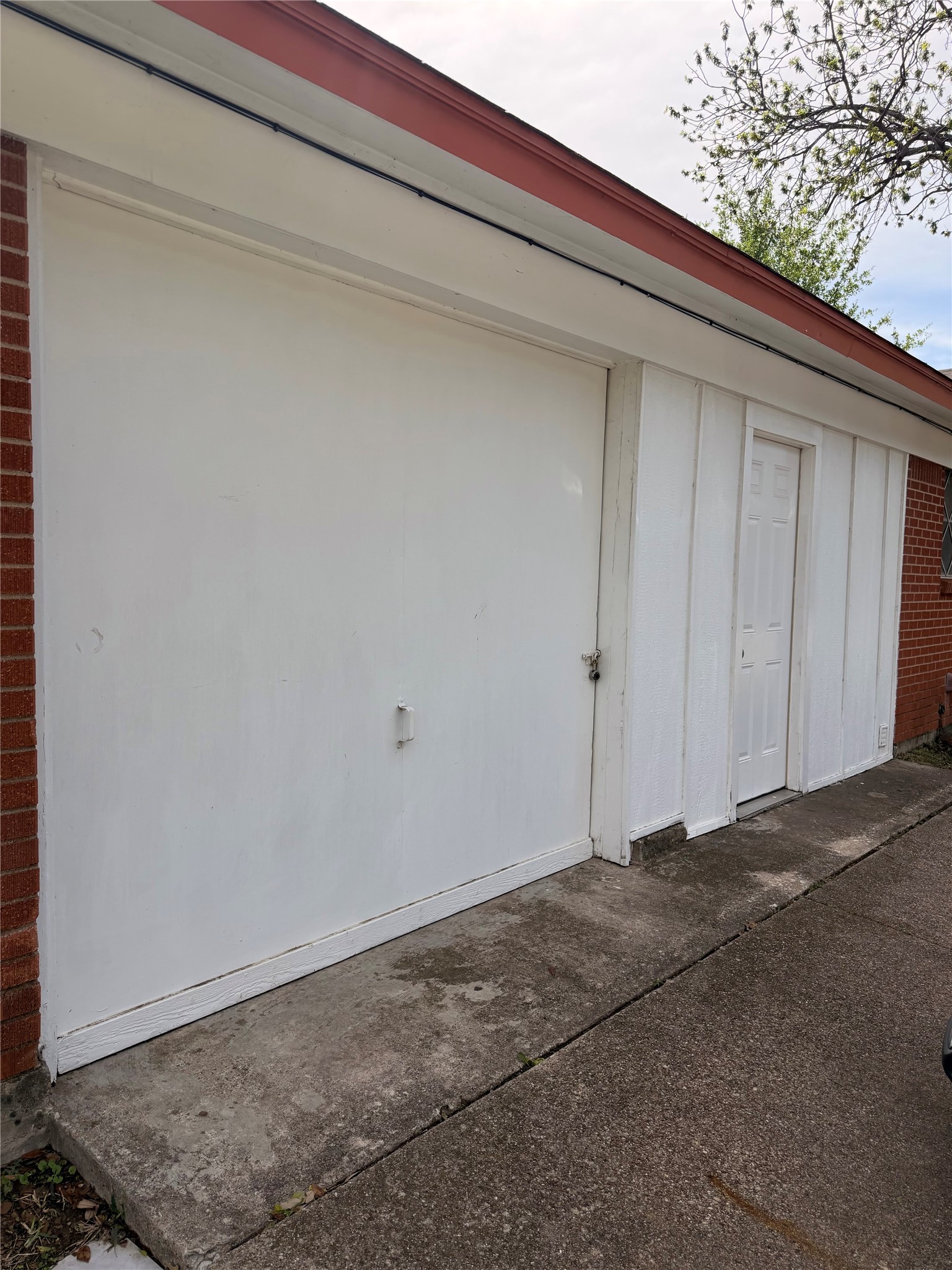 1701 Warren Lane Fort Worth TX 76112