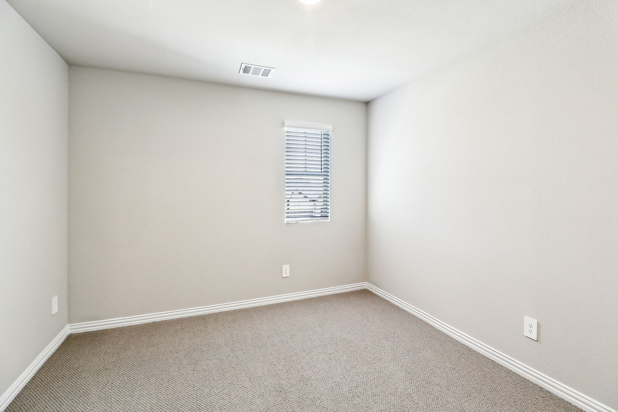 6636 Creek Edge Circle Fort Worth TX 76036