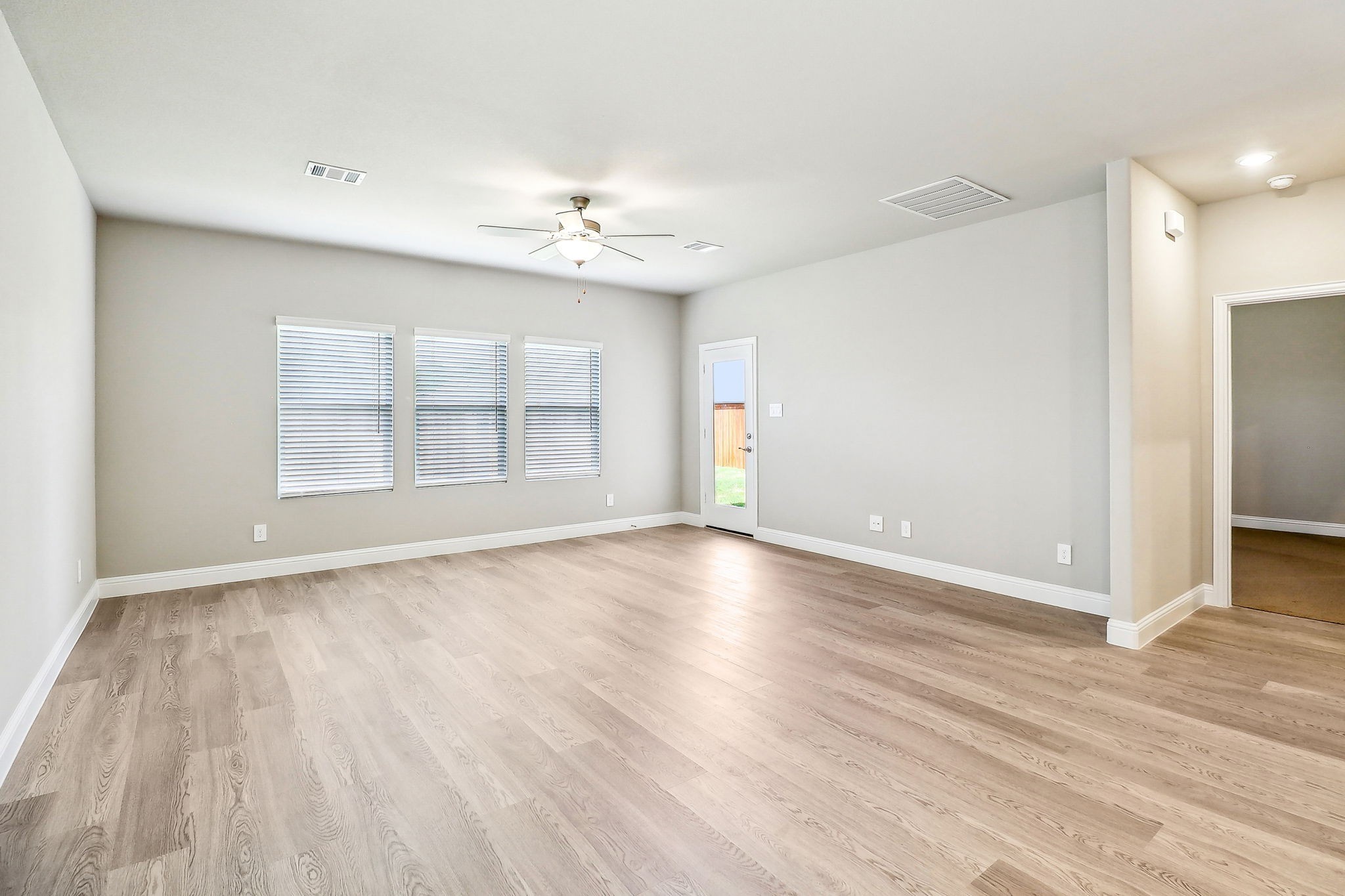 6636 Creek Edge Circle Fort Worth TX 76036