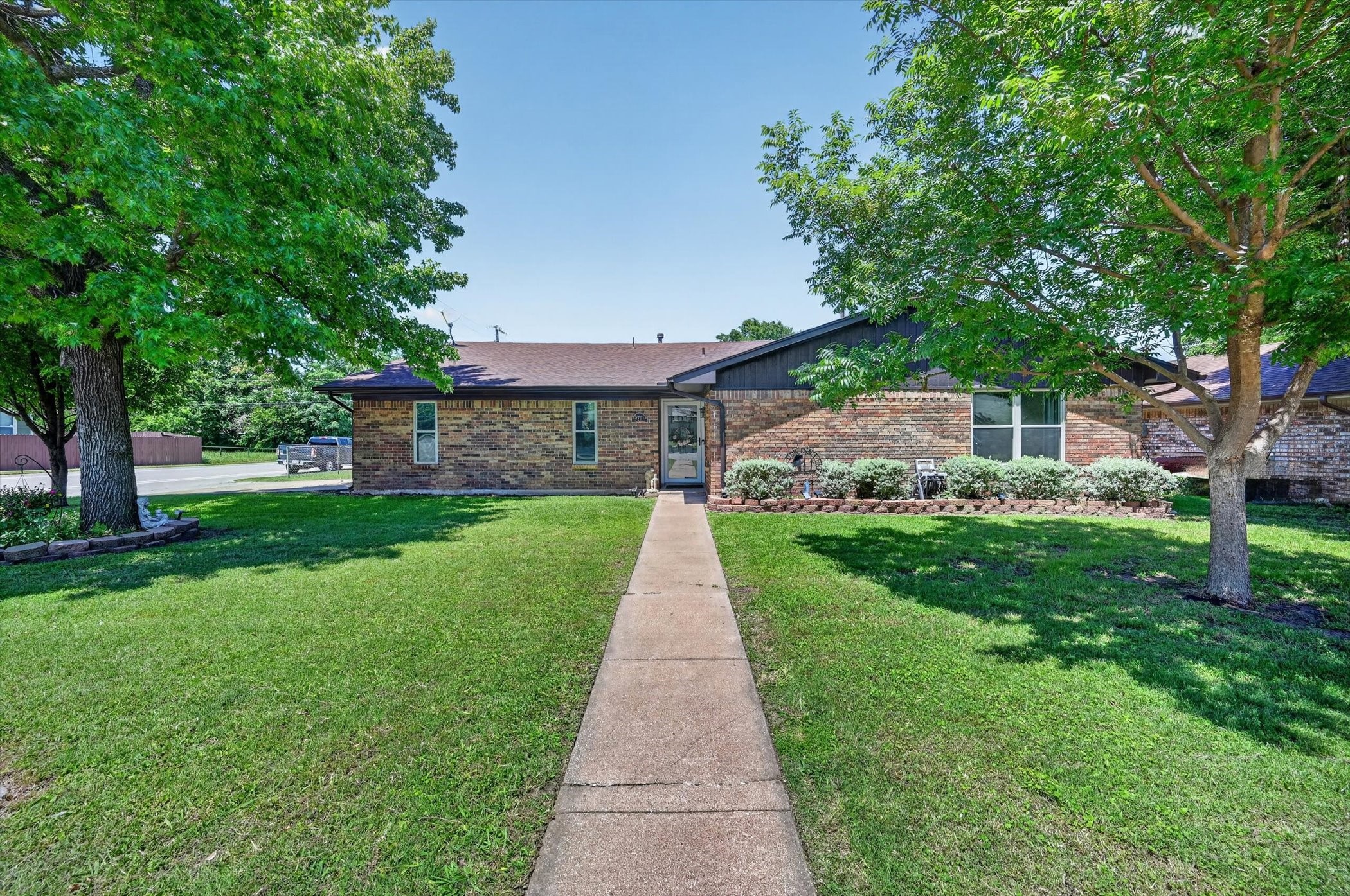 2701 Chebi Lane Denton TX 76209